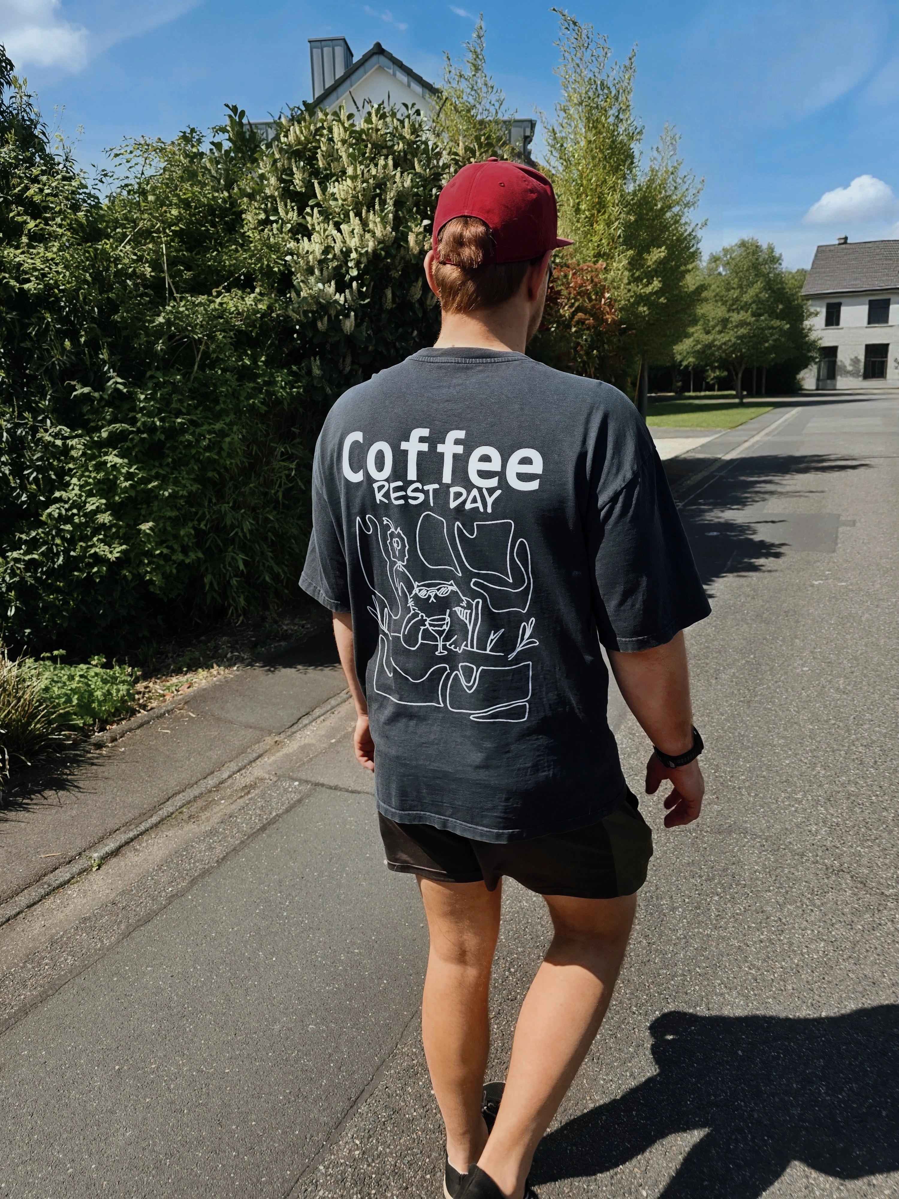 Off Duty Oversized Shirt mit Katzendesign – The Little Doodle